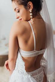 We did not find results for: Selektiver Fokus Der Braut In Dessous Und Schleier Im Weissen Hochzeitskleid Zu Hause Lizenzfreies Foto Und Stockbild