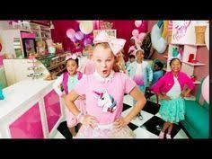 Jojo Siwa Kid In A Candy Store Official Video I Have Watched This Over And Over Again I Can T Wait For Jojo Siwa Birthday Jojo Siwa Music Videos Jojo Siwa