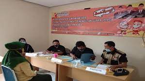 Sementara nanti pendaftaran, penerimaan dan penelitian berkas administrasi serta wawancara akan dilaksanakan mulai dari 3 oktober hingga 15 oktober mendatang,ujar budi wahyono. Pilkada Babel Kuota Calon Pengawas Tps Di Bateng Terpenuhi Bagian 1