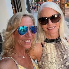 Bobbie Kahler's Instagram, Twitter & Facebook