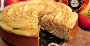 Ich liebe klassische kuchen, feine gebäcke, plätzchen oder einfache blechkuchen. Apfel Haselnuss Kuchen Mit Eierlikor Kuchenrezepte Mit Eierlikor Verpoorten