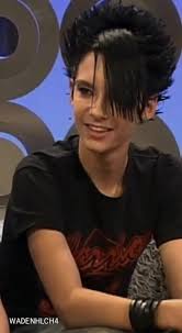 Dein Look ist so perfekt, ich habe deinen Look immer geliebt @Bill Kaulitz  @Tokio Hotel #billkaulitzedit #tokiohotel #billkaulitz_official #crush  #flasback #singer #tokiohotel