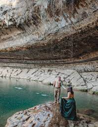 Romantic And Playful Hamilton Pool Engagement Session In Dripping Springs Tx Hamilton Pool Austin Engagement Photos Dallas Engagement Photos
