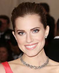 The Exact Foundation Shades Celebrities Wear Allison Williams Celebrity Makeup Looks Dior Capture Totale