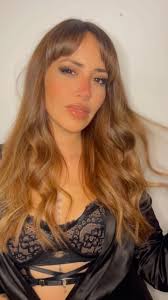 Por fin en las manos de mi amiguito @mauriciomoris_estilista 🌺🤩 el mejor💕