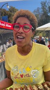 Teri Kaplan's Instagram, Twitter & Facebook