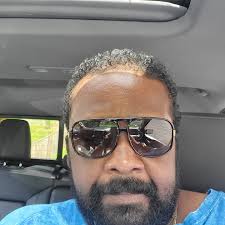 Shedeur Sanders vs Dillon Gabriel in Rookie Minicamp