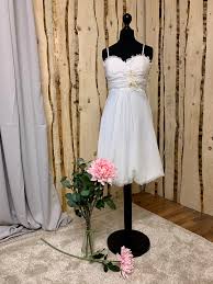 Check spelling or type a new query. Miss Kleid