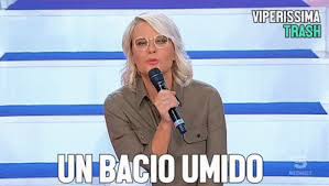 Notizie, foto e video su maria de filippi, tutti gli aggiornamenti il messaggero. Viperissima Uominiedonne Trash Gif Reaction Tv Maria De Filippi Gif Viperissimauominiedonnetrashgifreactiontv Mariadefilippi Discover Share Gifs