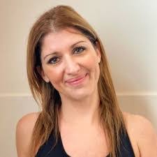 Leila Holmes's Instagram, Twitter & Facebook