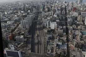 De acuerdo a lo informado en el peruano, miembros de las fuerzas armadas y policía nacional serán. Cuarentena En Peru Asi Lucen Las Calles De Lima En El Dia 6 De Cuarentena Galeria Martin Vizcarra Aislamiento Obligatorio Toque De Queda Covid 19 Trends El Bocon