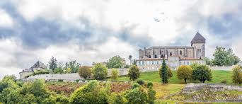 Vous voulez obtenir des informations sur les campings à proximité. Les 8 Choses Incontournables A Faire A Saint Bertrand De Comminges