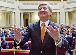 Чалов, васин и карпов по крайней мере не в старте. Rinat Ahmetov Mif Novosti Ukrainy