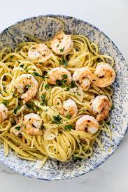 Easy Shrimp Aglio E Olio Simply Delicious Recipe Olio Recipe Yummy Pasta Recipes Pasta Aglio E Olio
