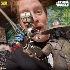 We love these photos of actor and fellow collector, Seth Green (who voiced  techno-service droid Todo 360), and our Star Wars™ The Clone Wars inspired  Cad Bane figure! Thank you for sharing,