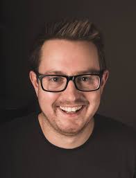 Er du på utkikk etter bryllupsfotograf? Bryllupsfotografering for 2020  begynner å fylle seg opp, men det er fortsatt noe ledig, ta gjerne kontakt  for å sjekke deres dato 🙂. Skal du gifte