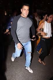 Salman Khan Ups His Brand Game To Launch Beingsmart Phones Salman khan, in his latest business venture, has launched sanitisers under the brand name frsh. salman khan ups his brand game to