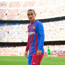 Il évolue dans le championnat d'espagne au poste d'attaquant/milieu offensif du fc barcelone. Ncdmzqca9hsl3m