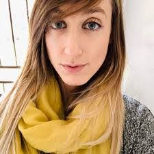 Jacqui Lee's Instagram, Twitter & Facebook