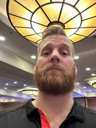 Which famous dartplayers have you ever met, from which you have pictures?  Show me some pics!