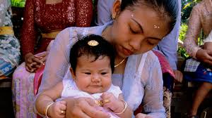 In Bali Babies Are Believed Too Holy To Touch The Earth The New York Times