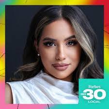 Jaclyn Barrett's Instagram, Twitter & Facebook