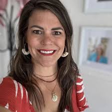 Amy Bomar's Instagram, Twitter & Facebook