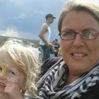 Catherine Tunstall's Instagram, Twitter & Facebook