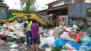 Surat kiriman rasmi (1) penerokaan hutan contoh aduan kepada majlis perbandaran masalah kutipan sampah gangguan bekalan air paket. Tekanan Perasaan Punca Pesara Guru Longgokan Sampah Depan Rumah Alhijrah Online