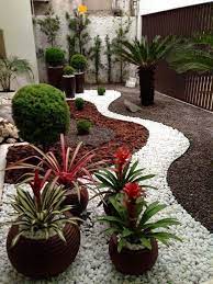 Beautiful modern landscape ideas can save tons of stone modern. Wonderful Landscaping Ideas With White Pebbles And Stones Jardins Pequenos Jardim Com Pedras Belos Jardins