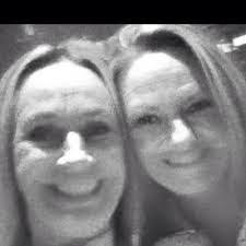 Karin Minor's Instagram, Twitter & Facebook