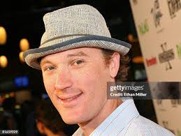 210 Explicit Ills Photos & High Res Pictures