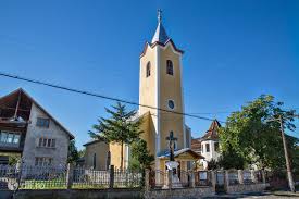 Mânăstirea țeghea se află situată în judetul satu mare, fiind una dintre cele mai importante obiective turistice din regiune. Biserica Romano CatolicÄƒ Din NegreÈ™ti OaÈ™ Obiective Turistice Satu Mare DeÈ™tepÈ›i Ro