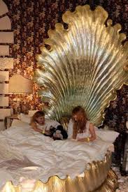 4428th, it has 297 monthly / 15930 total views. Seashell Bed Google Search Vintage Bedroom Decor Mermaid Bedding Mermaid Room