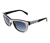 L'esprit urbain et audacieux de la griffe se retrouve dans ses accessoires. Trouvez Vos Lunettes De Soleil Diesel En Promotion Toute L Annee