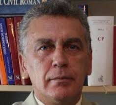 Guvernul a amanat, miercuri, intrarea in vigoare a noului cod de procedura civila, noul termen propus fiind 15 februarie. Ciutacu Codul Civil Nu Tine Cont De Prevederile A Doua Coduri Europene In Materie