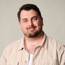 James Tapley's Instagram, Twitter & Facebook