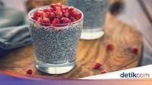 Chia seed merupakan makanan rendah karbohidrat. Populer Sebagai Menu Sarapan Sehat Chia Seed Bisa Picu Masalah Kesehatan