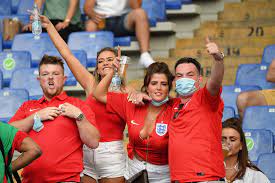 Annullati i biglietti venduti ai tifosi inglesi dal 28 giugno per impedire loro di accedere allo stadio olimpico, che ospiterà domani la sfida con l'ucraina. Kifilwwxltazum