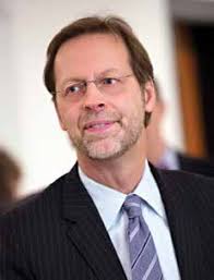 Summer 2015 INSIDE: Alumni Weekend 4 Commencement 26 Class Notes 50