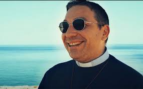 Giornata Nazionale sostentamento del clero: a Lampedusa don Carmelo in  prima linea nell'accoglienza