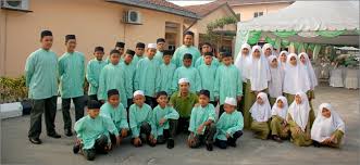 Bantu Anak Yatim Rumah Kebajikan Anak Yatim Miskin Al Munirah