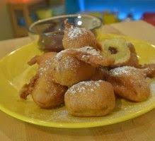 Recette Beignets Banane Chocolat Proposee Par 750 Grammes Recette Beignet Recette Beignet Banane Banane Chocolat