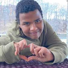 Fundraiser by Sumeya Hussein : Funeral expenses for Sadik.