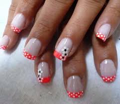 ¿te gustaría mejorar la condición de la piel de tus manos y uñas? Imagenes De Unas De Las Manos Pintadas Sencillas
