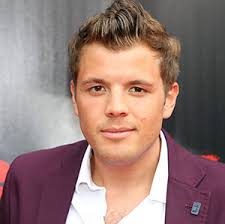 Het is al laat, maar ik kan wel komen de tweede bel, dan de trap naar boven Reesema Jaap Jaap Reesema Jake Reese Jaap Siewertsz Van Reesema Media Club