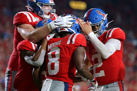 Latest on ole miss rebels quarterback matt corral including news, stats, videos, highlights and more on espn Espn Stats Info On Twitter Matt Corral Completed 19 Consecutive Passes Today Breaking Eli Manning S 2001 Record For Most Consecutive Completions In A Game In Olemissfb History Elijah Moore Is The