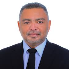 Doctor Luis Armando Figueroa (@luisarmandofigueroarodrigue) • Instagram  photos and videos