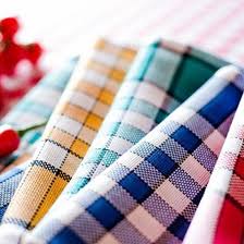 Finalise le dressage de ta table en mixant les couleurs et les motifs grâce aux serviettes de table björn. Serviettes De Table La Compagnie Du Blanc