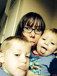 Holly Farrow-Moss (@hollyfm91)